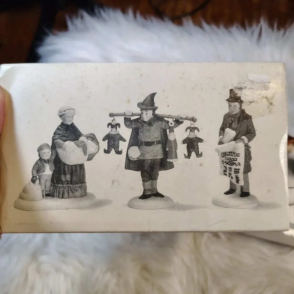 Dept. 56 Heritage Village Portobello Road Peddlers Set Of 3 5828-9 P